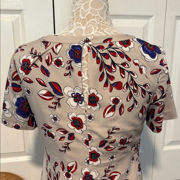 Banana Republic Floral Print Short Sleeve Dress 6 - Picture 6 of 14